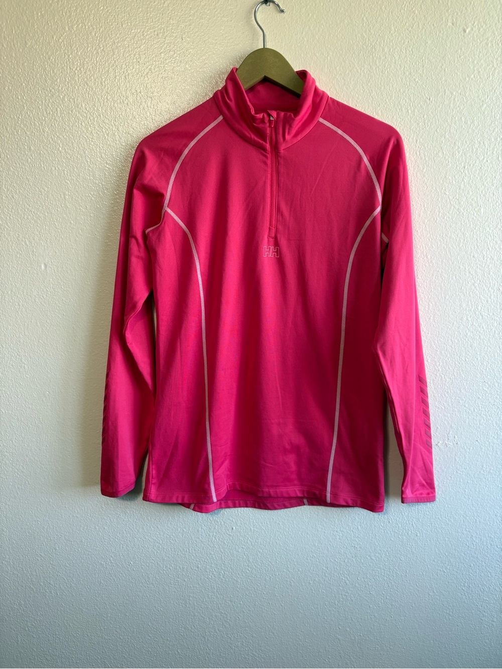 Helly Hansen Sz XL Hot Pink 1/4 Zip Pullover Athletic Gym Running Outdoor Travel
